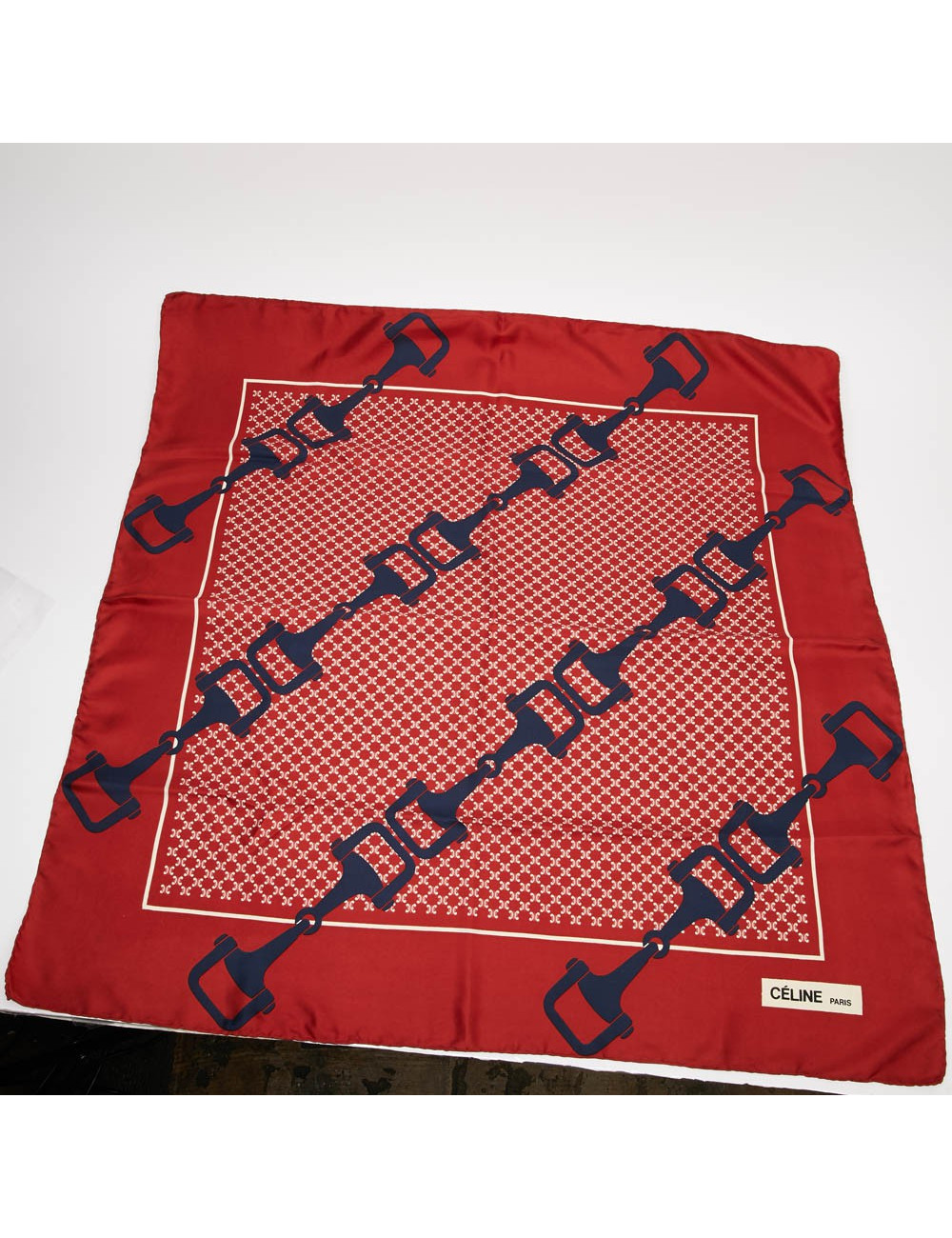 Carré CELINE Mors 