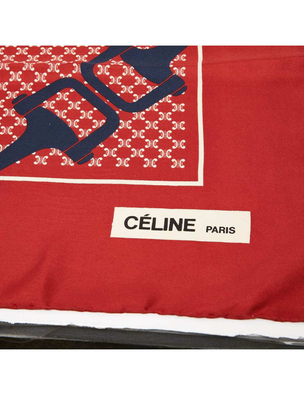Carré CELINE Mors 