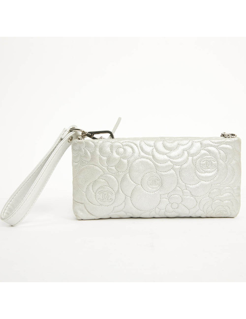 Pochette CHANEL cuir camélias argent