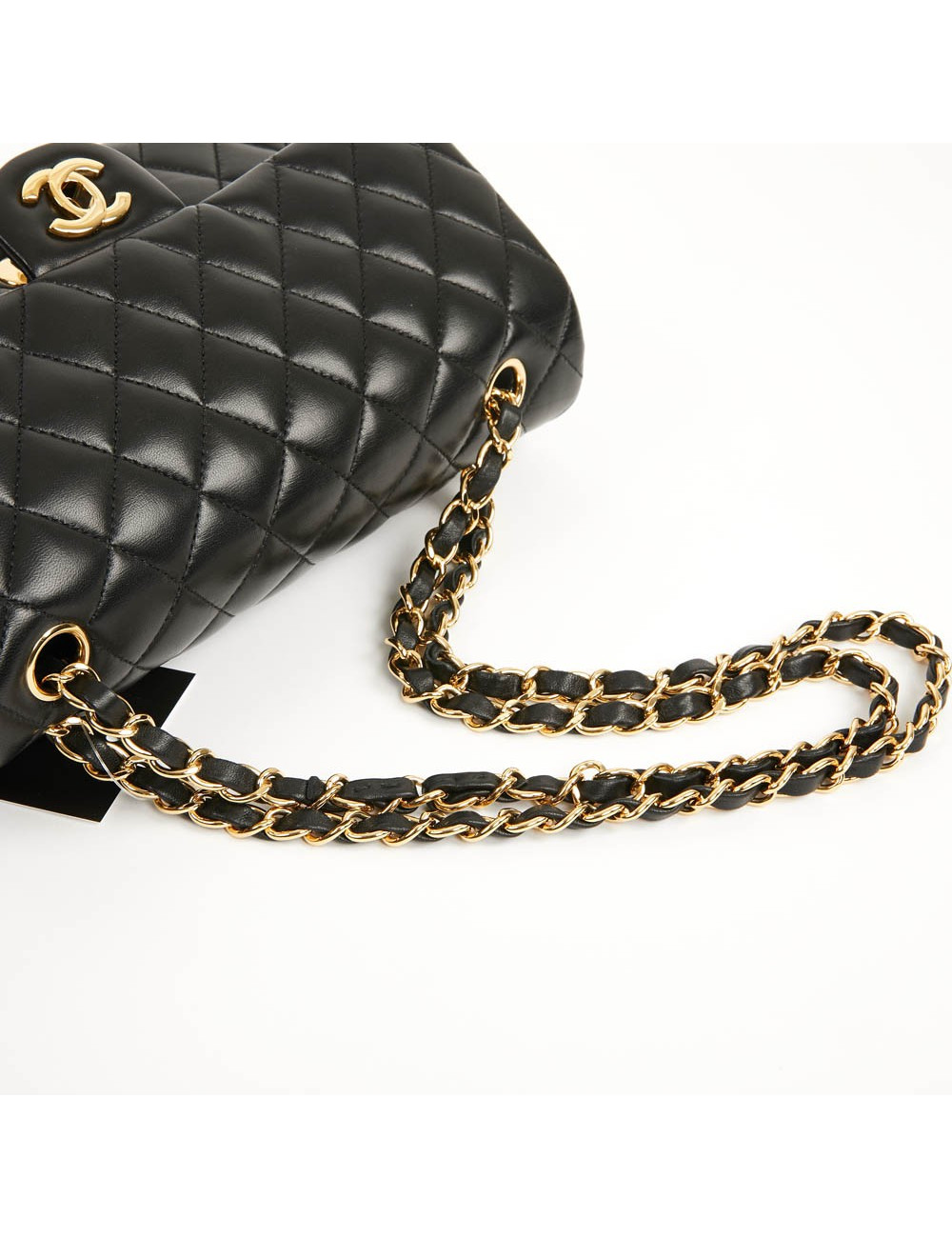 Timeless chanel cuir d'agneau noir 