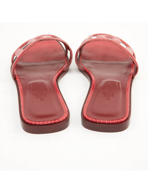 Sandales Omaha HERMES lézard brillant CARMIN