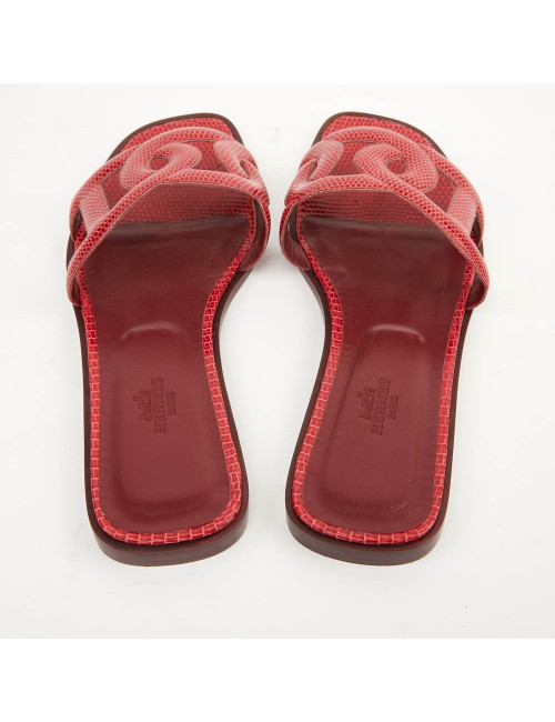 Sandales Omaha HERMES lézard brillant CARMIN