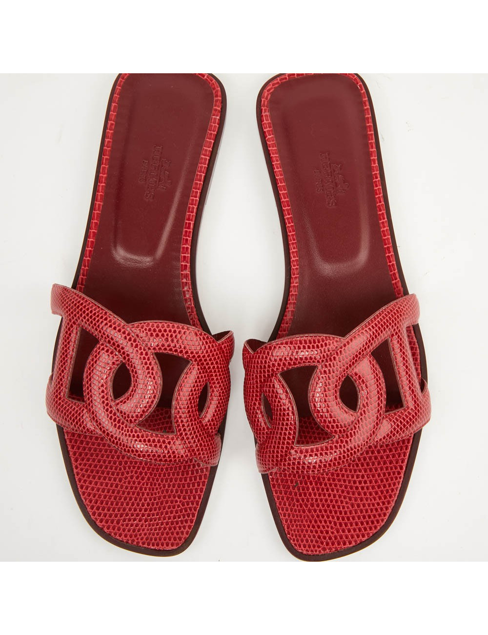 Sandales Omaha HERMES lézard brillant CARMIN