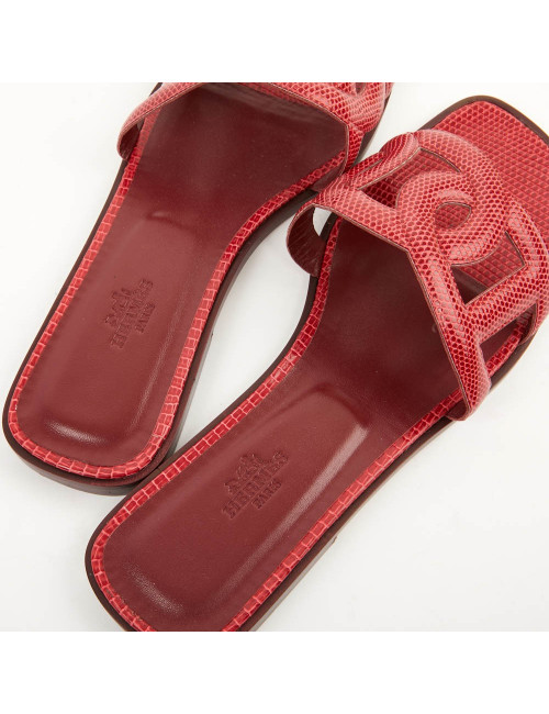 Sandales Omaha HERMES lézard brillant CARMIN