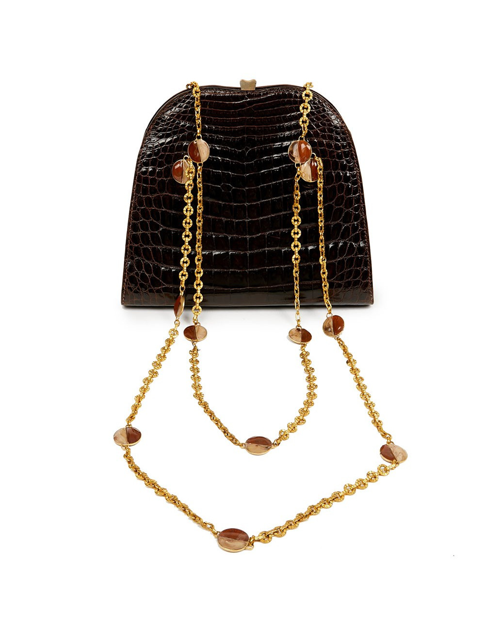 Sac à main marron vintage porté épaule