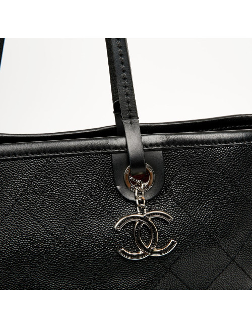 Chanel large tote black grained leather