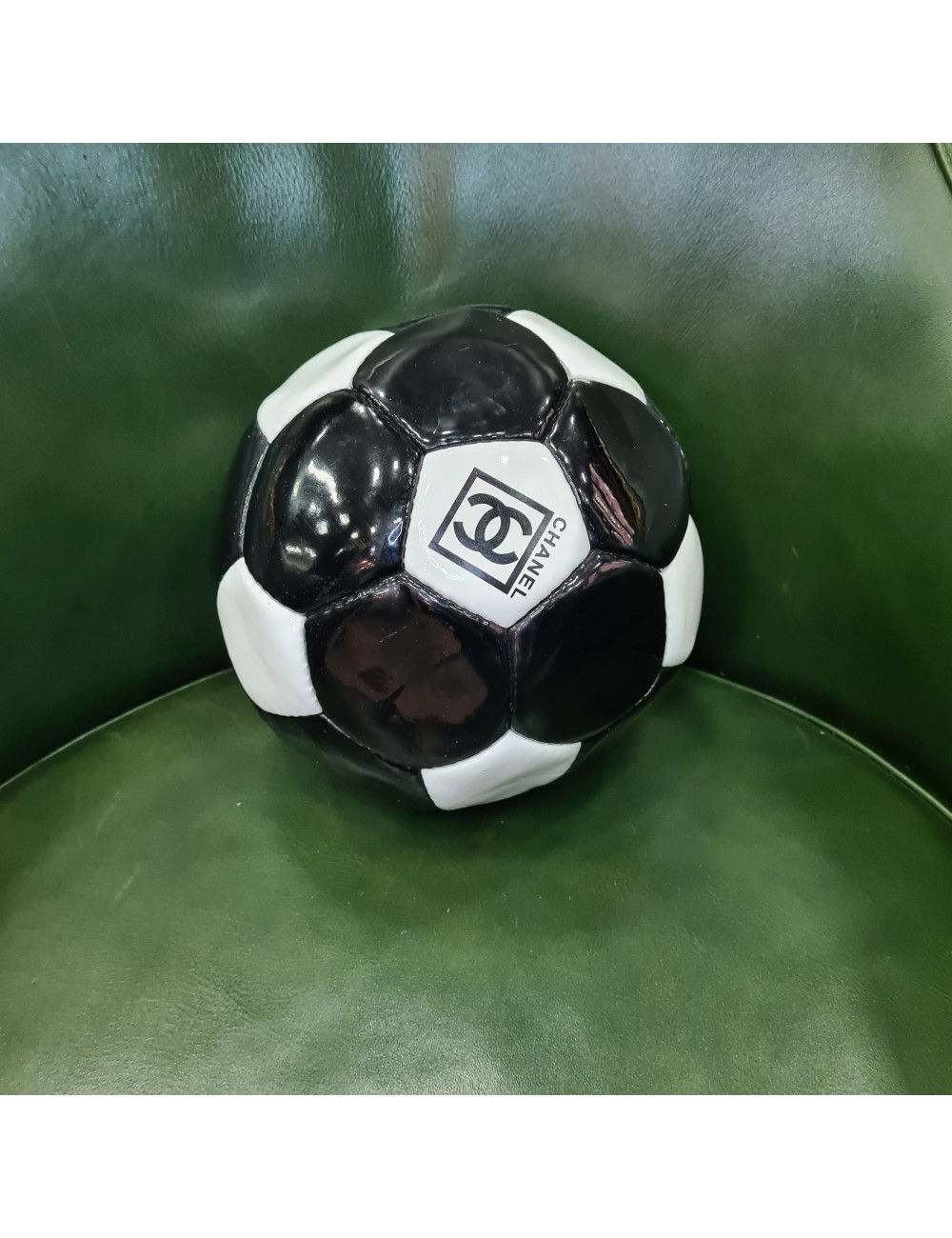 Mini sac CHANEL cuir matelassé noir