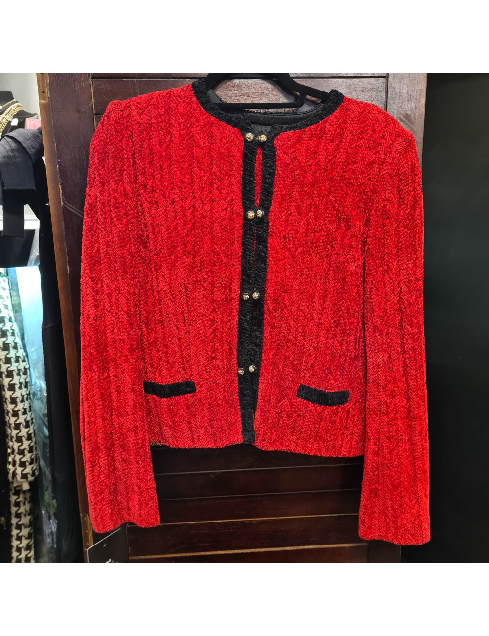 Veste CHANEL tricotée rouge Vintage