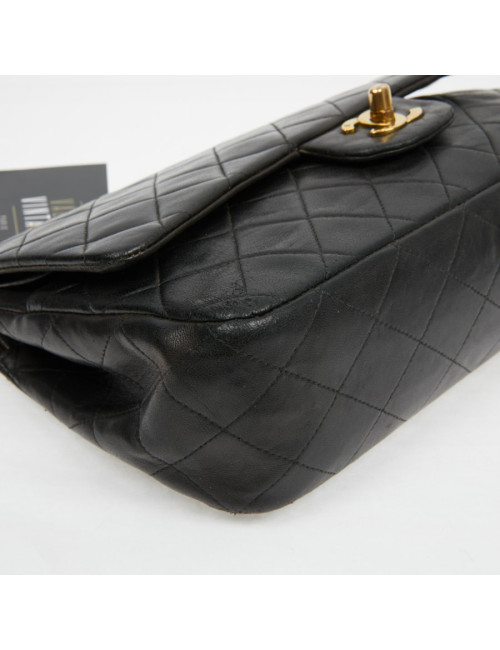 Timeless CHANL cuir d'agneau noir Vintage