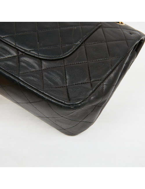 Timeless CHANL cuir d'agneau noir Vintage