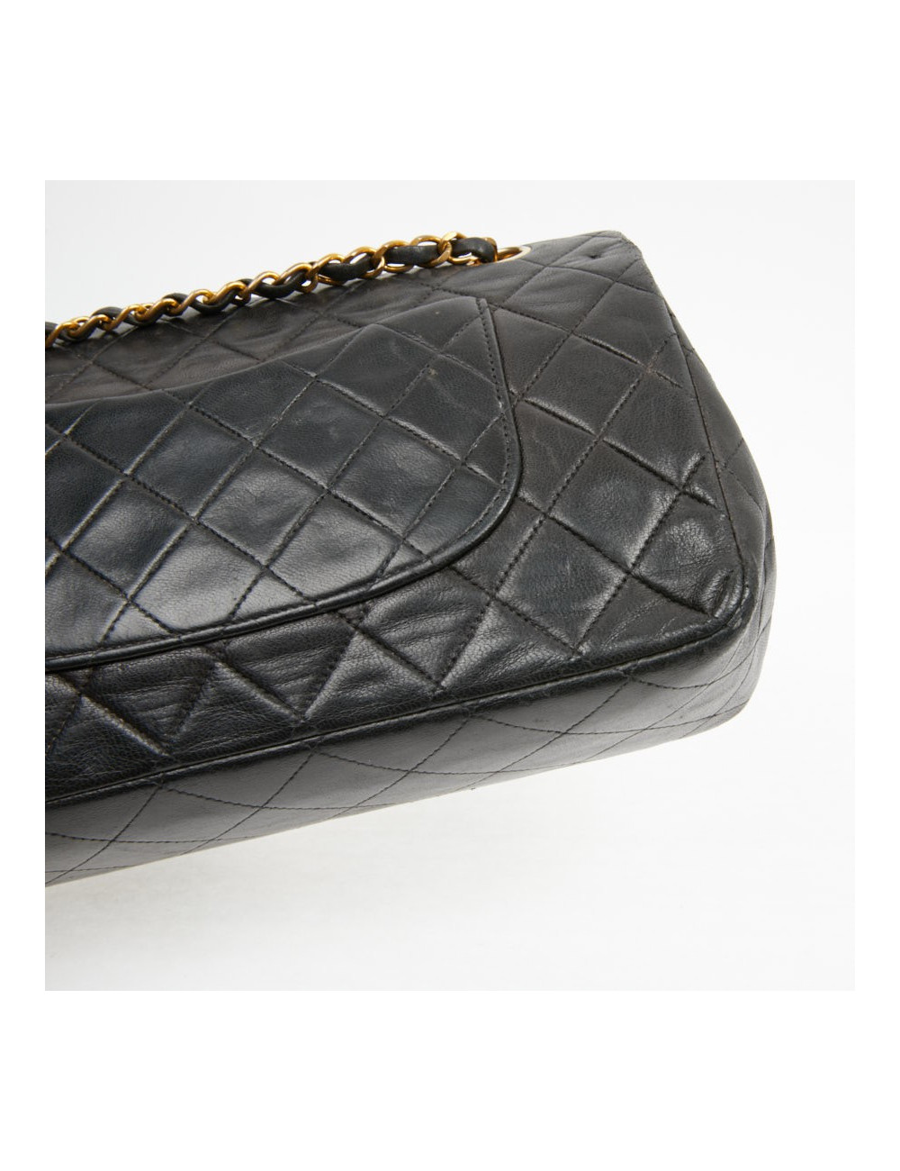 Timeless CHANL cuir d'agneau noir Vintage