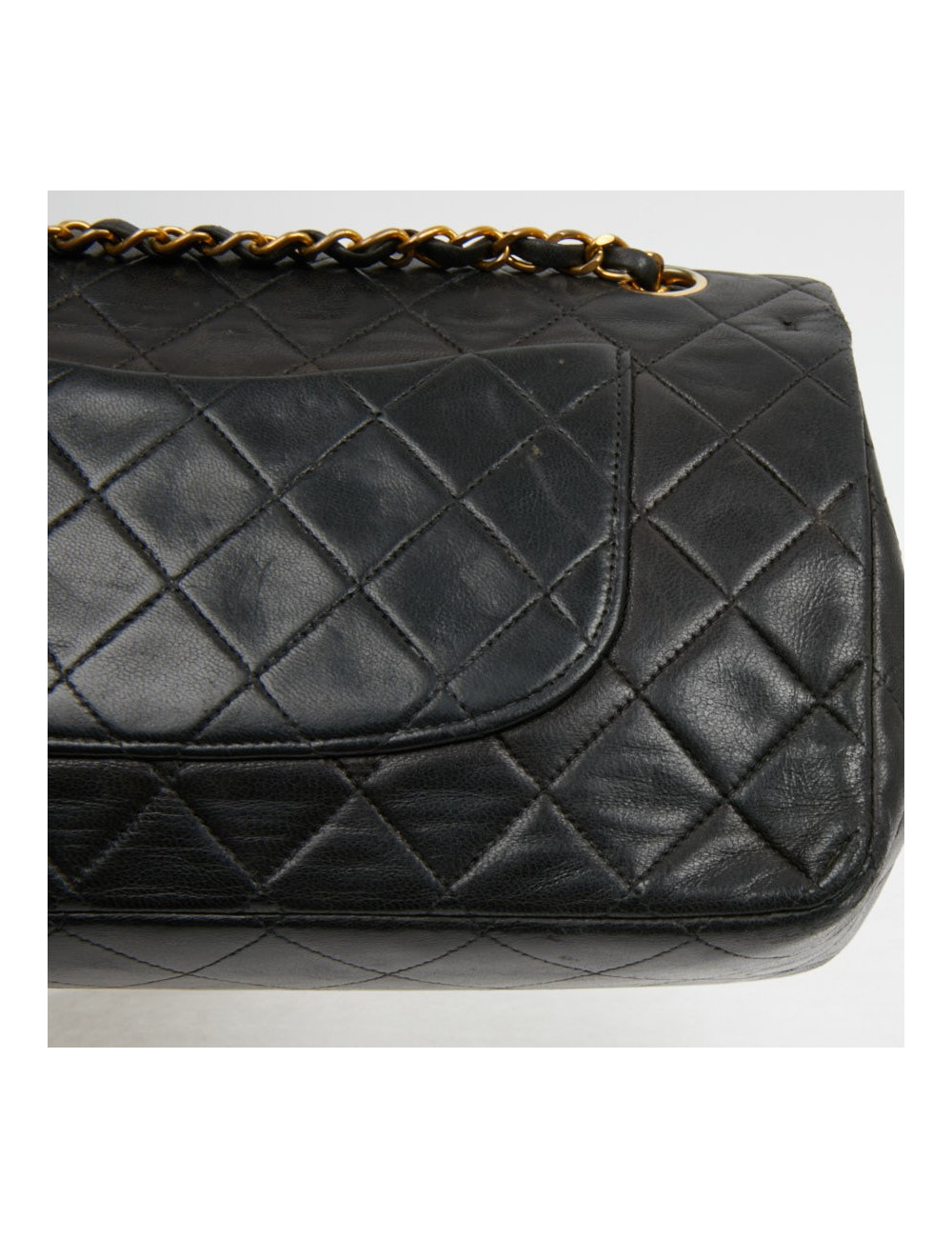 Timeless CHANL cuir d'agneau noir Vintage