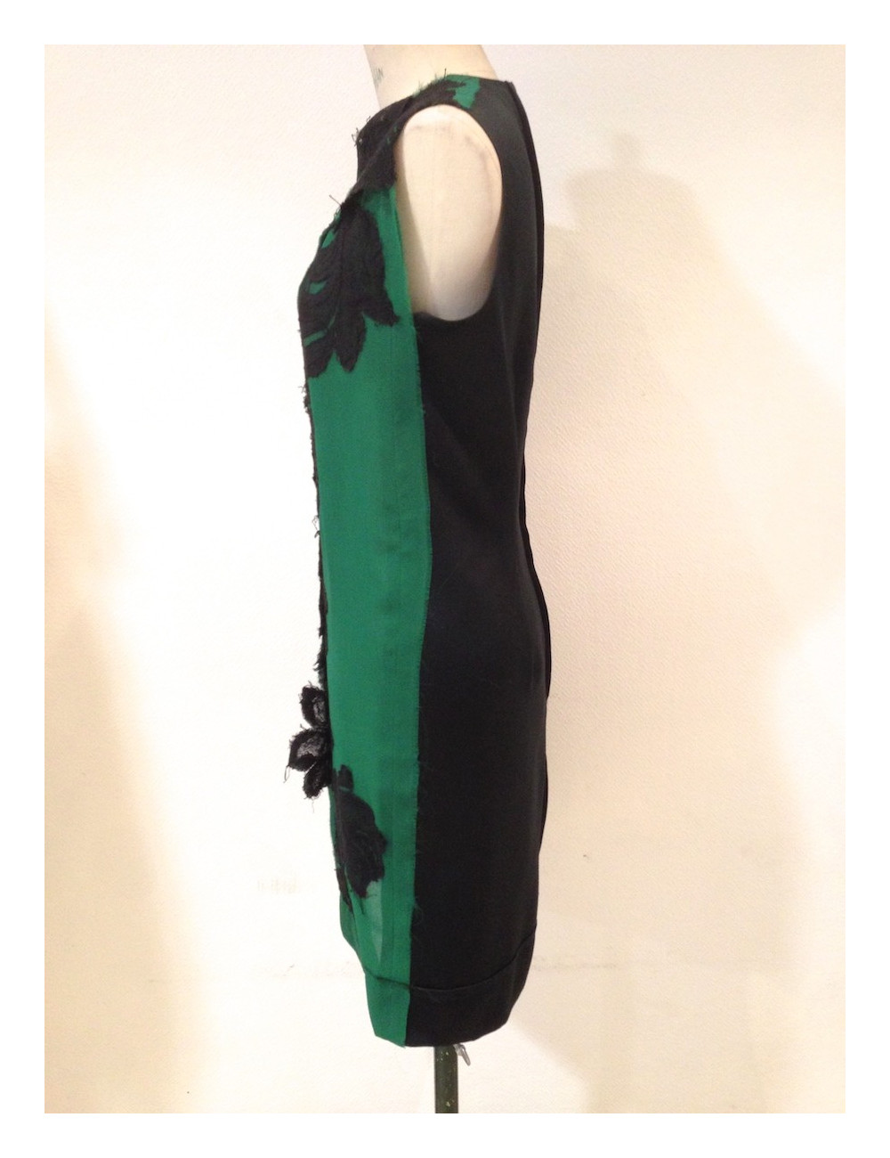 Robe fourreau LANVIN soie avec dentelles T36