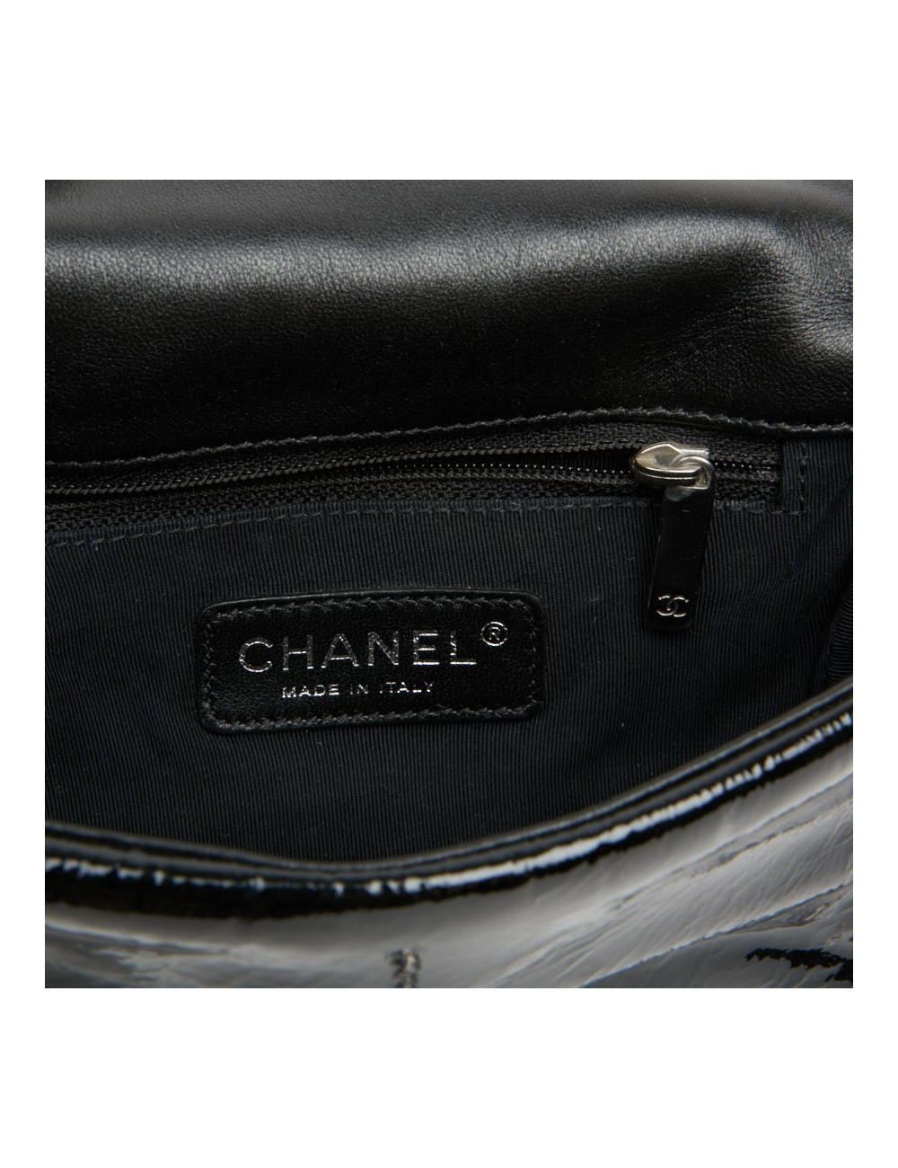 Mini sac Chanel cuir verni noir