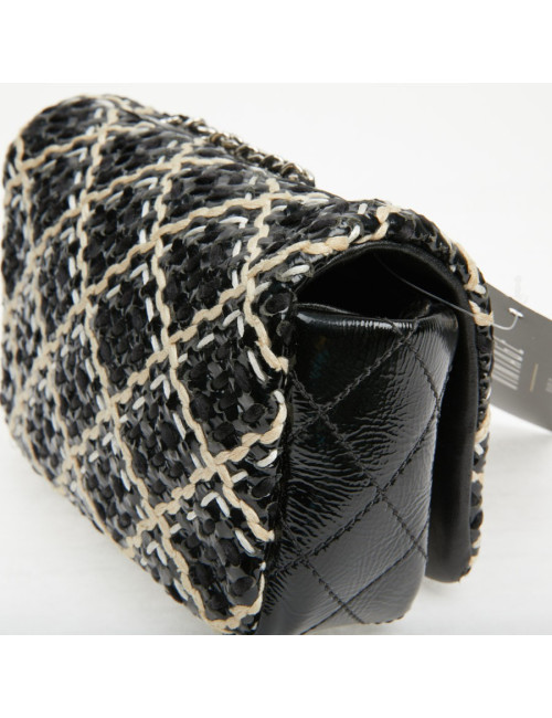 Mini sac Chanel cuir verni noir