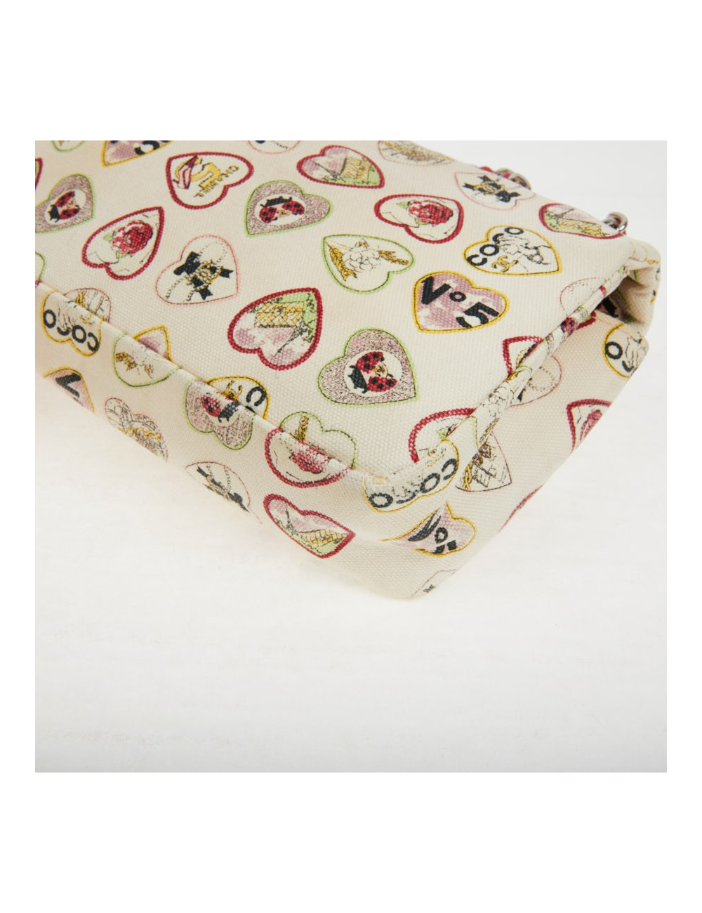 Collector CHANEL Vintage Coco Timeless Flap Bag - Pre-owned certified.