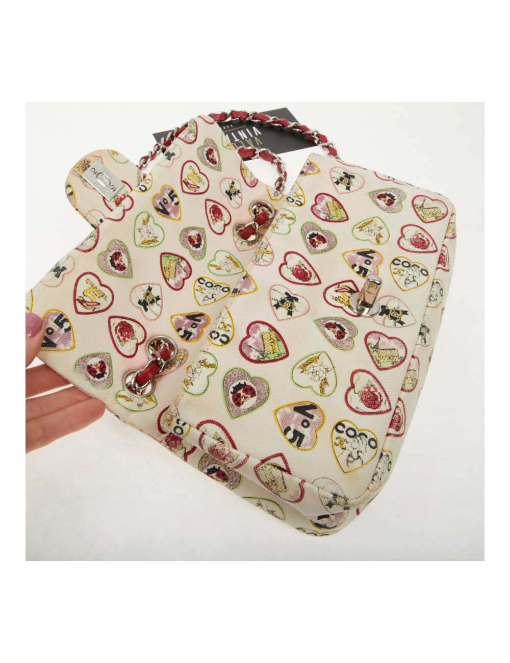 Collector CHANEL Vintage Coco Timeless Flap Bag - Pre-owned certified.