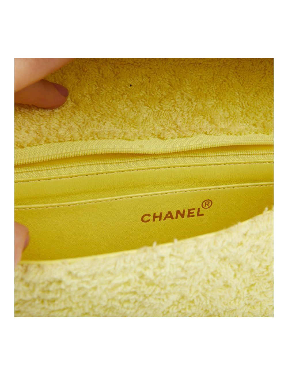 Occasion Certified CHANEL Vintage Timeless Bag in yellow terrycloth 