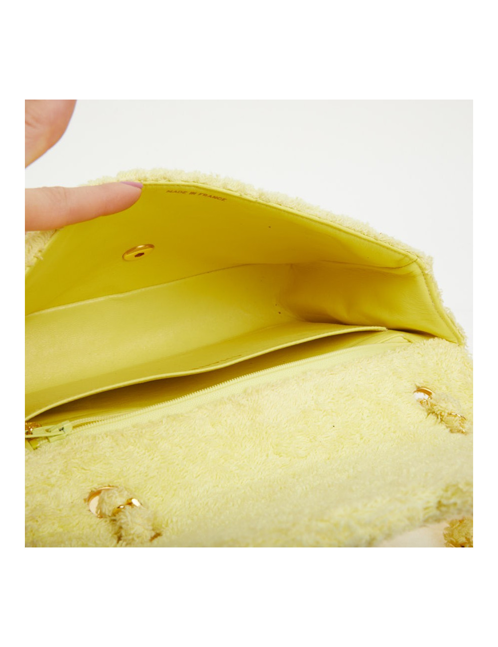 Occasion Certified CHANEL Vintage Timeless Bag in yellow terrycloth 