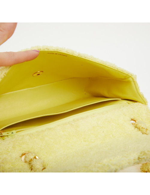 Timeless CHANEL éponge jaune Vintage