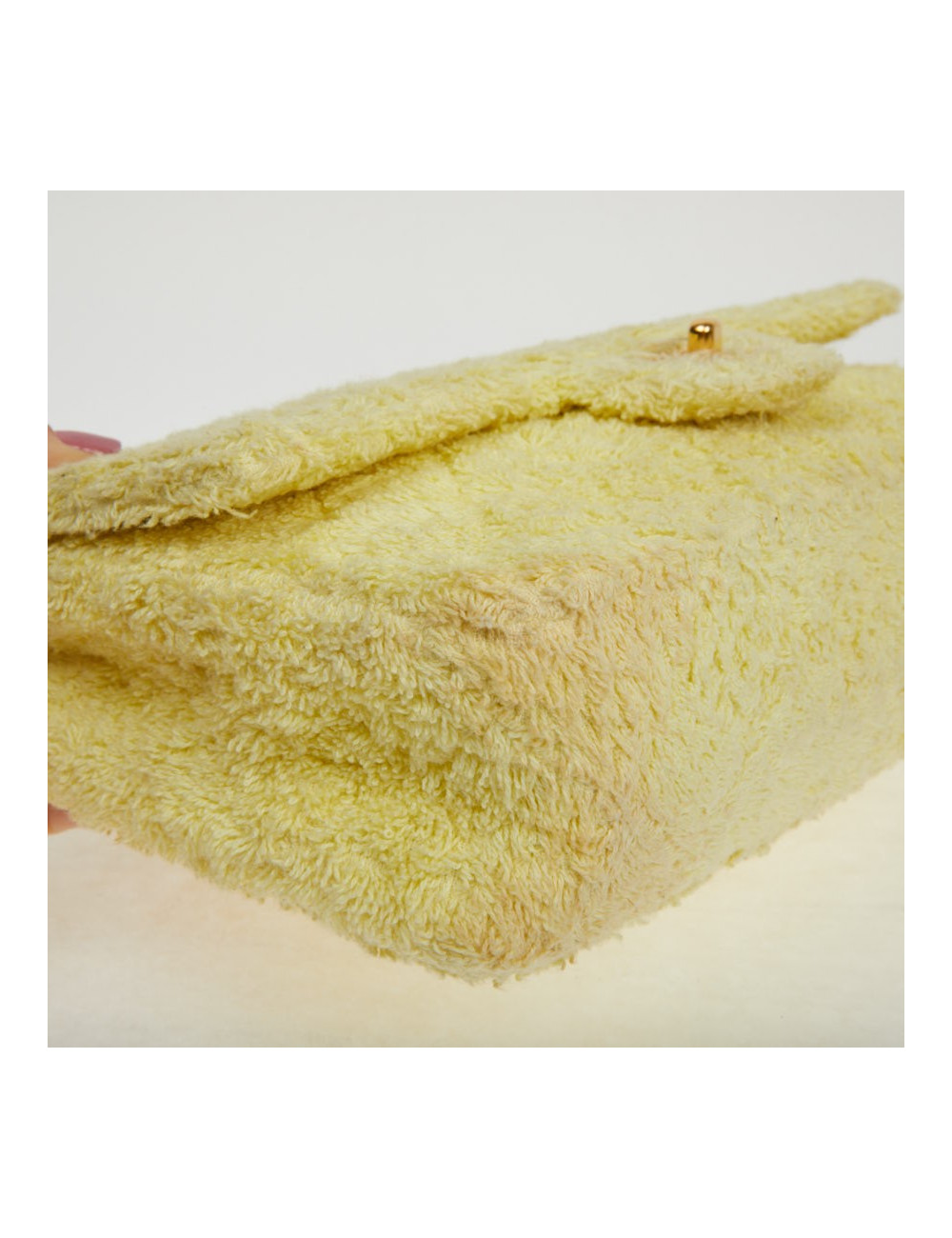 Occasion Certified CHANEL Vintage Timeless Bag in yellow terrycloth 