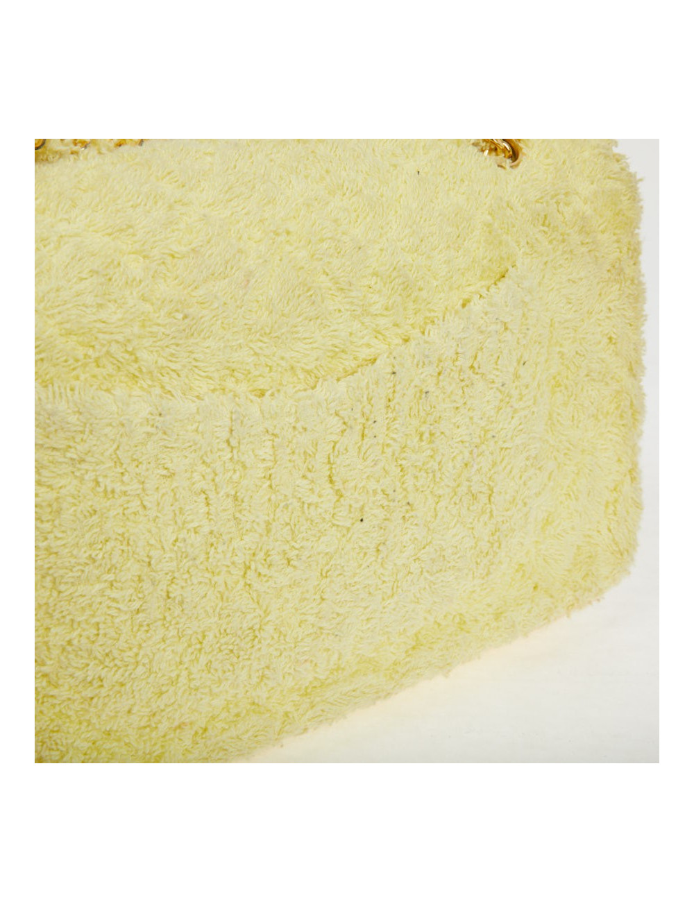 Occasion Certified CHANEL Vintage Timeless Bag in yellow terrycloth 