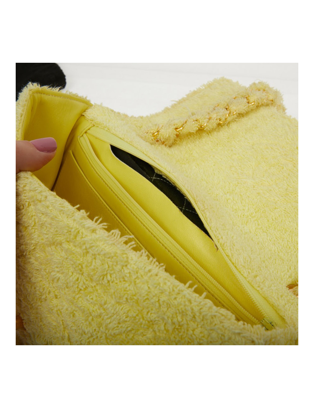 Occasion Certified CHANEL Vintage Timeless Bag in yellow terrycloth 