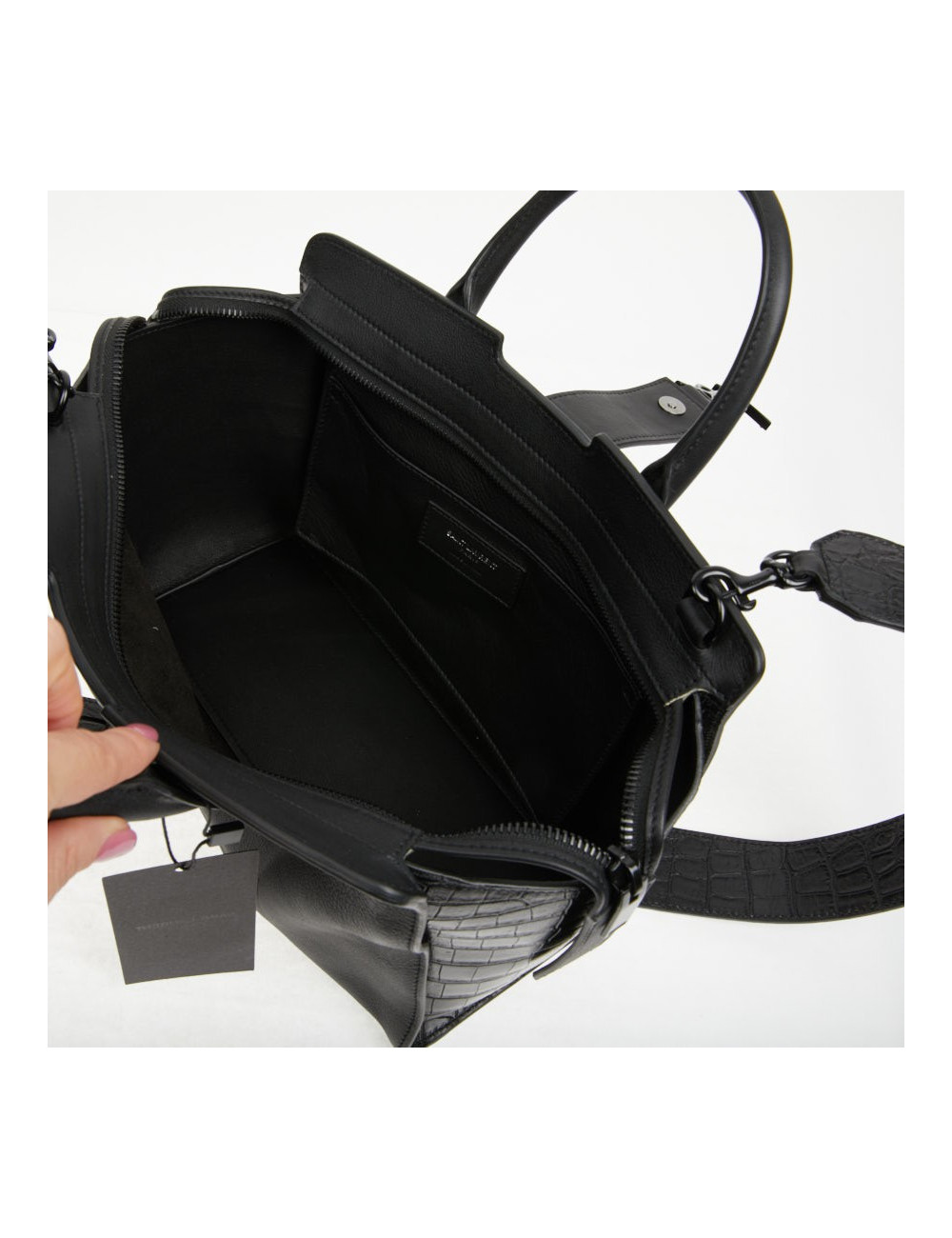 Sac Yves Saint Laurent Downtown Baby cuir noir imitation croco