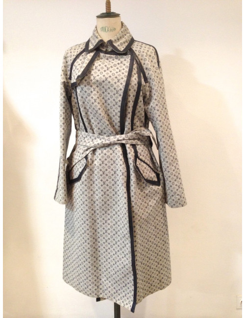 Manteau LOUIS VUITTON avec sigle imprimé T42