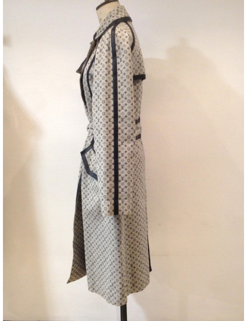 Manteau LOUIS VUITTON avec sigle imprimé T42