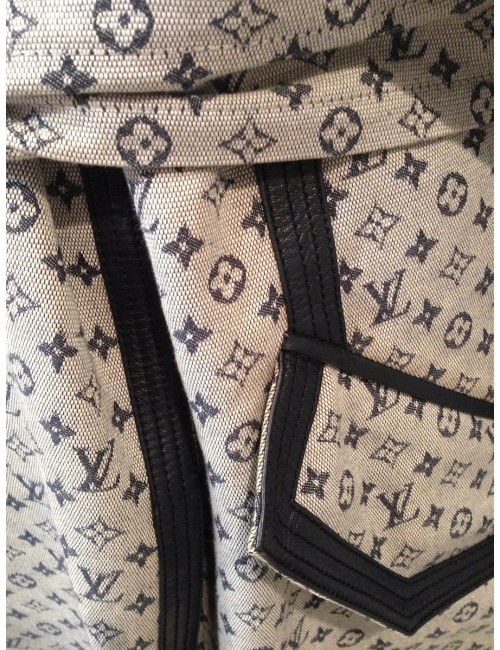Manteau LOUIS VUITTON avec sigle imprimé T42