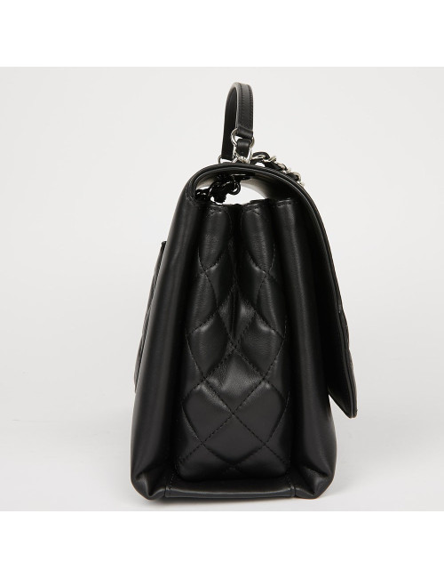 Sac à main CHANEL cuir lisse et matelassé noir