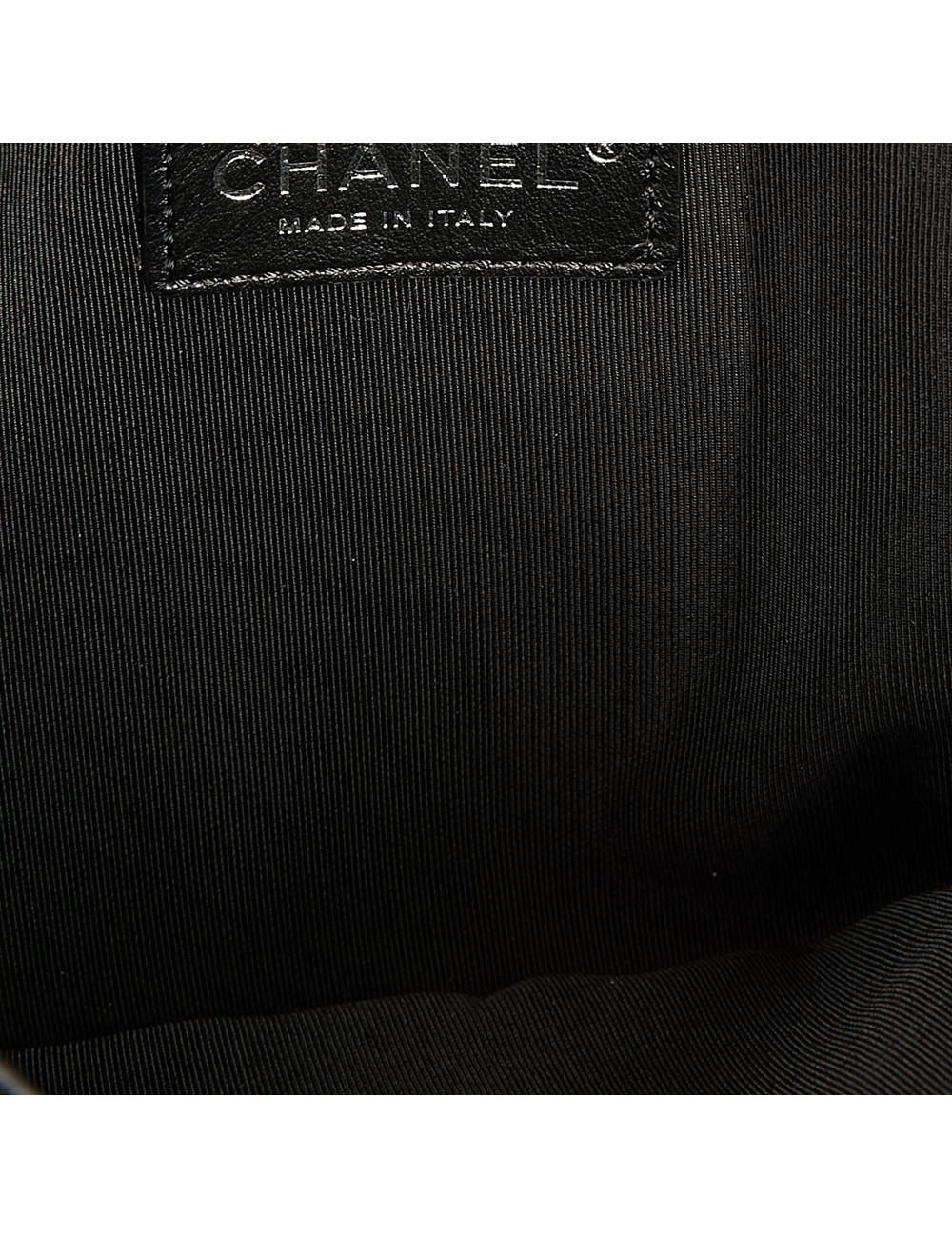 Sac à main CHANEL cuir lisse et matelassé noir