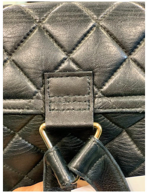 Sac à dos CHANEL Vintage cuir matelassé noir