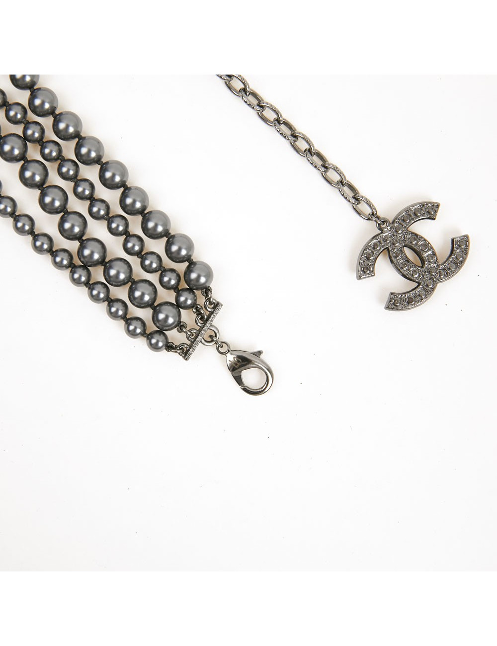 Sutoir CHANEL perles 