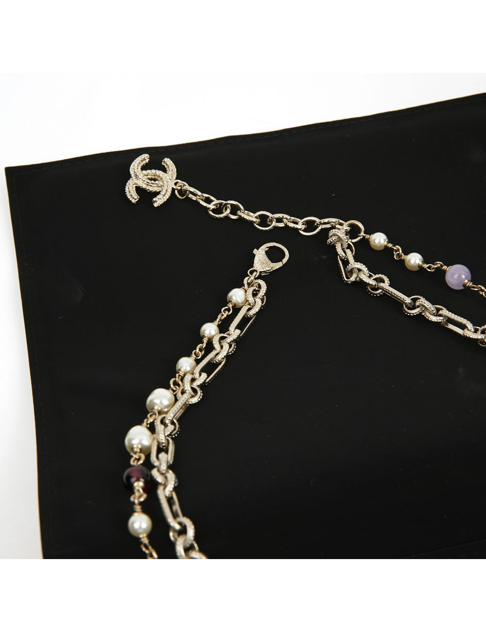 Sautoir CHANEL chaine et croix