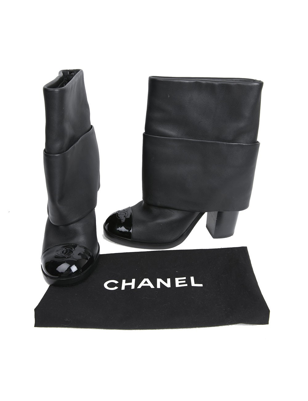 Mi bottes T42 CHANEL en cuir noir et bout verni