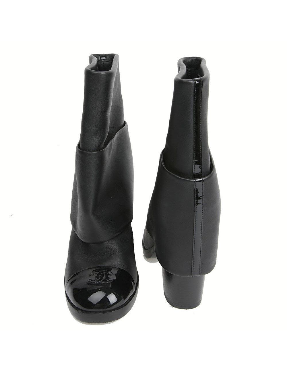 Mi bottes T42 CHANEL en cuir noir et bout verni