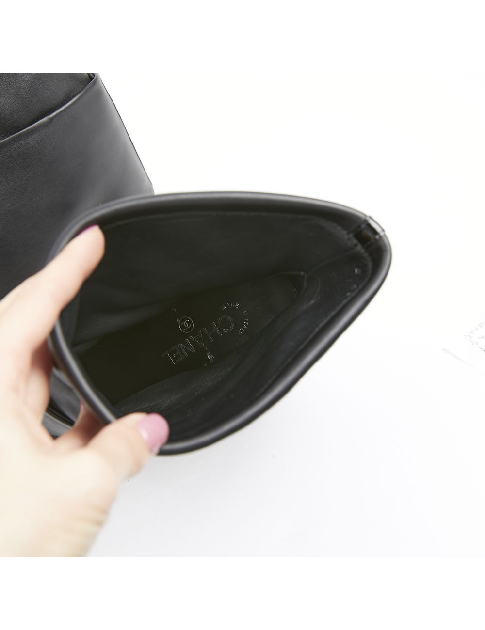 Mi bottes T42 CHANEL en cuir noir et bout verni