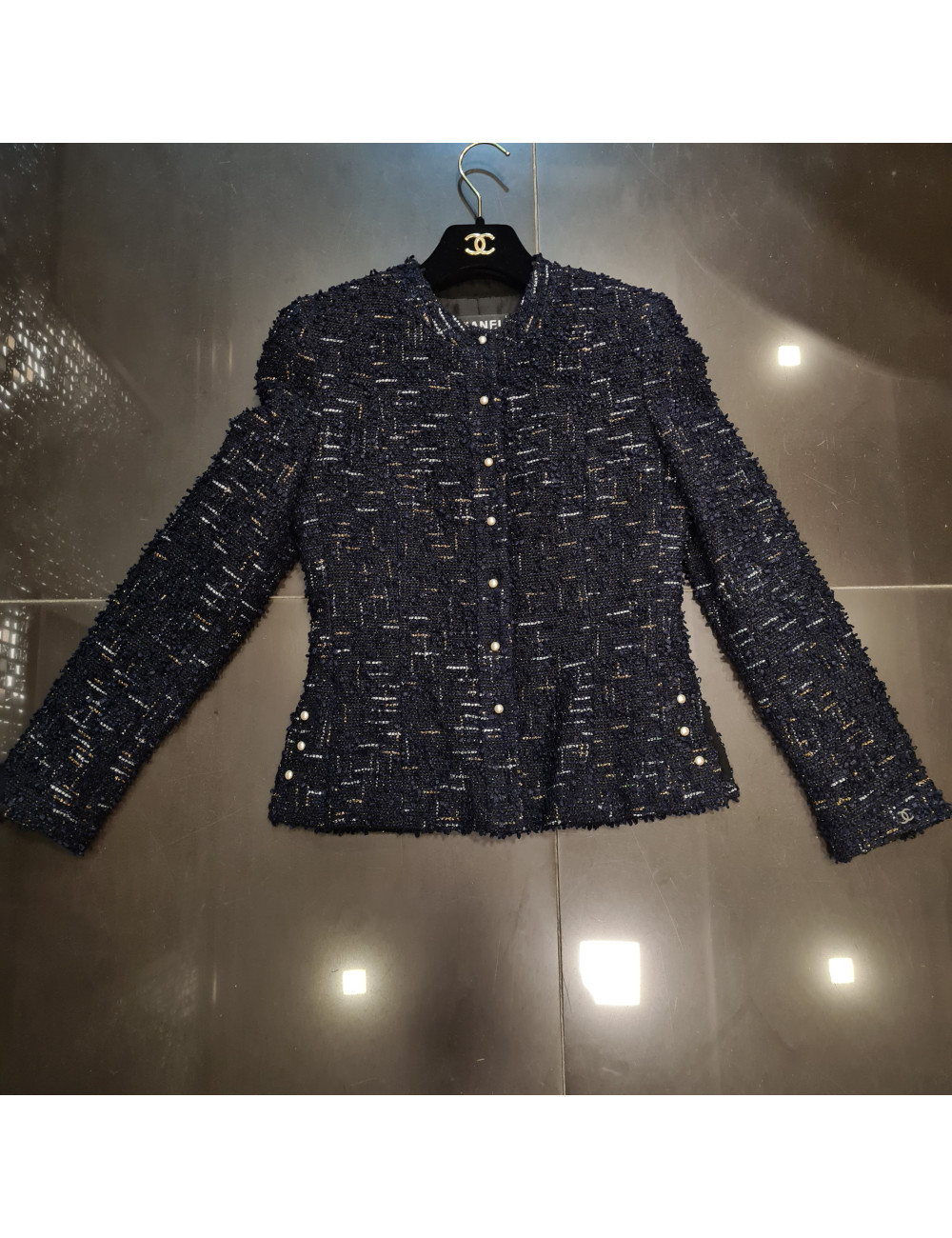 Veste T34  CHANEL en tweed bleu et noir avec fils argenté et doré