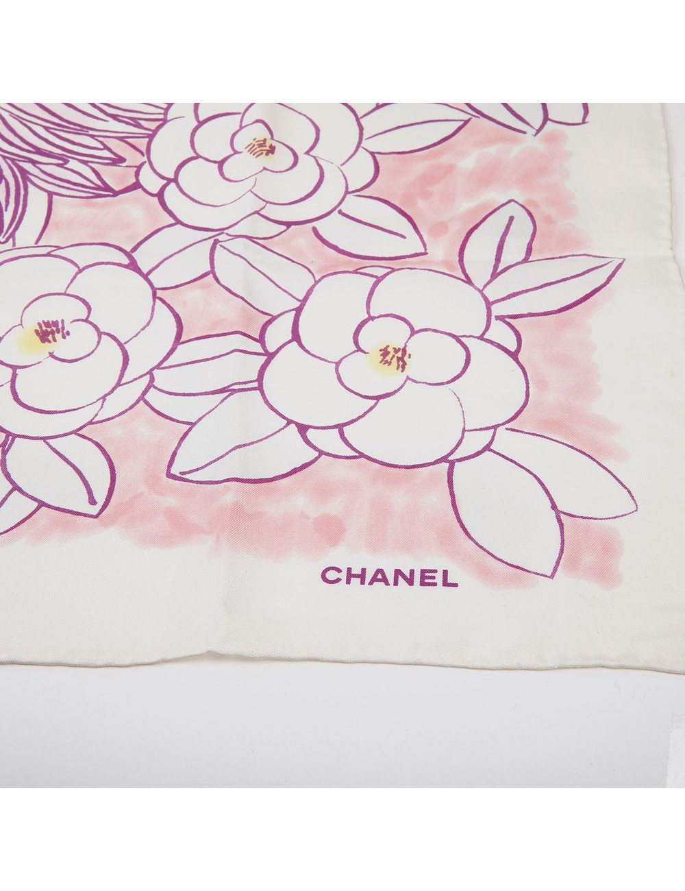 Carré en soie CHANEL camélias