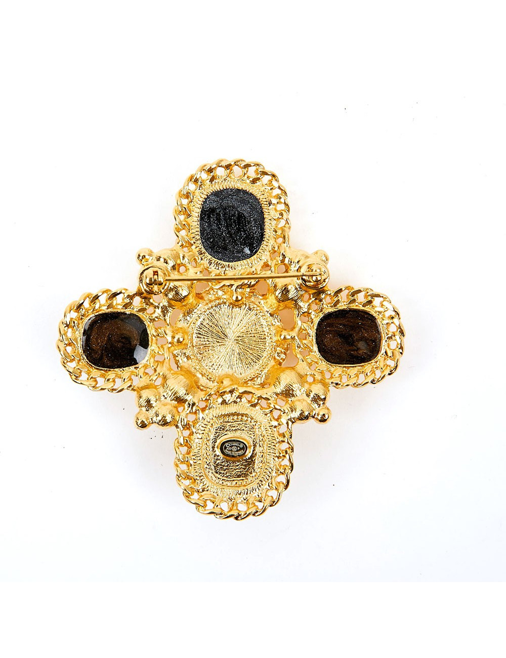 Broche CHANEL  émaillée 