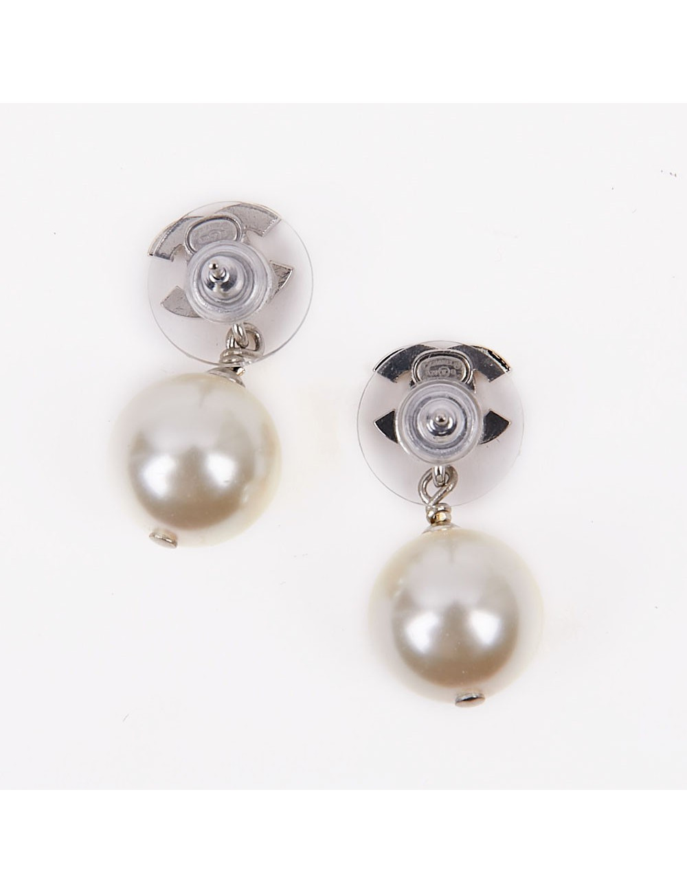 CHANEL pendent pearl earrings