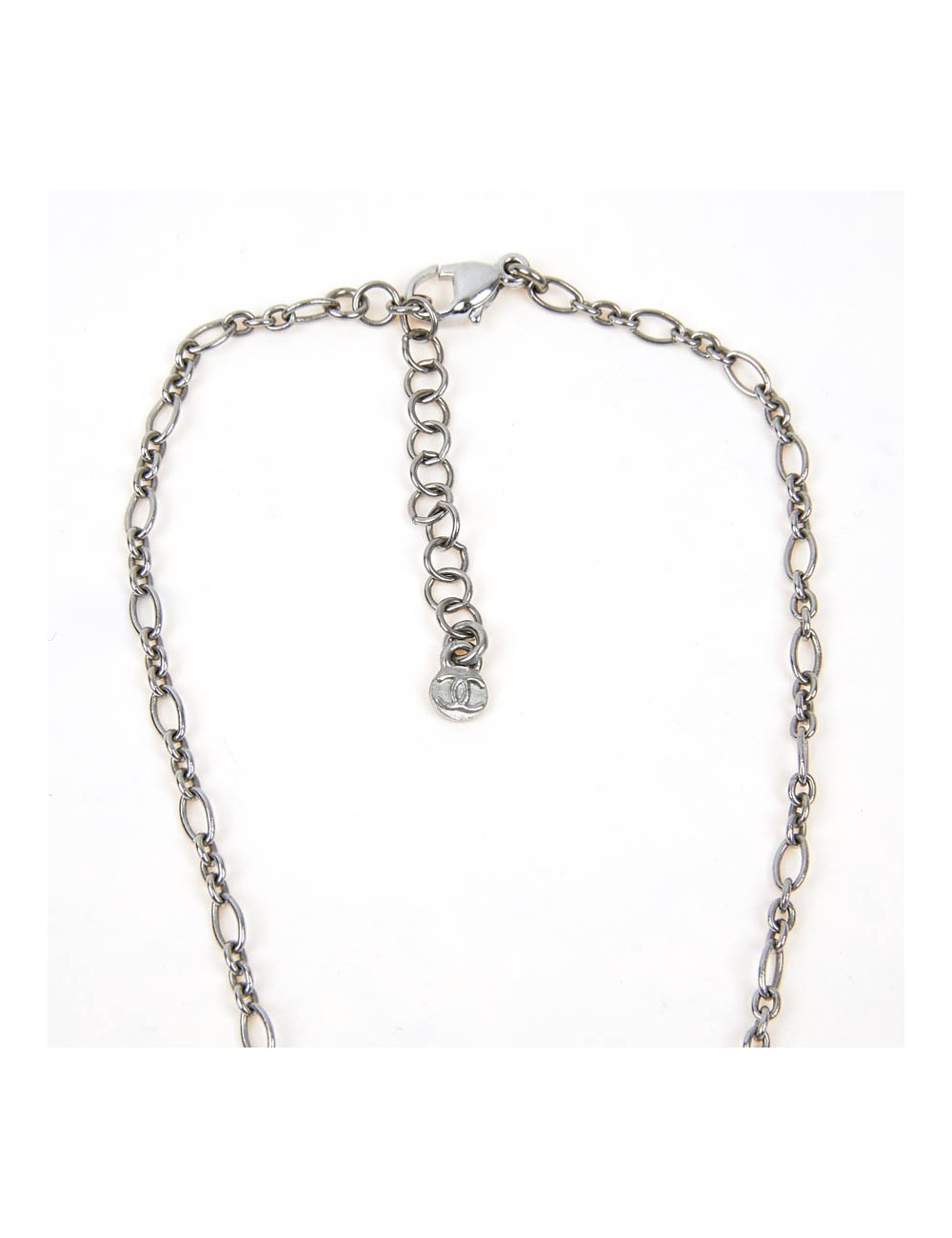 Collier avec pendentif CHANEL 