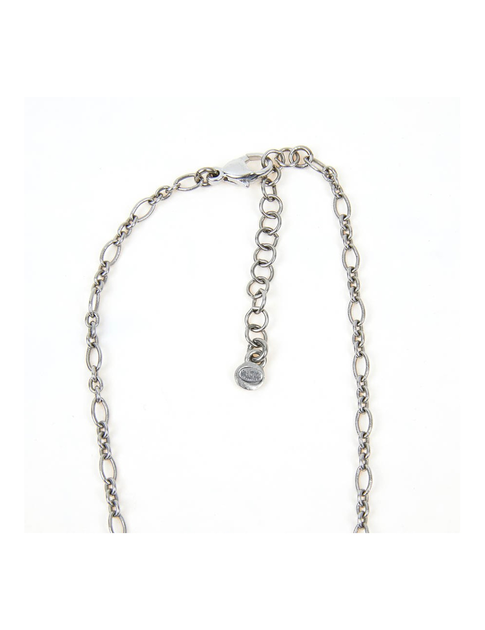 Collier avec pendentif CHANEL 