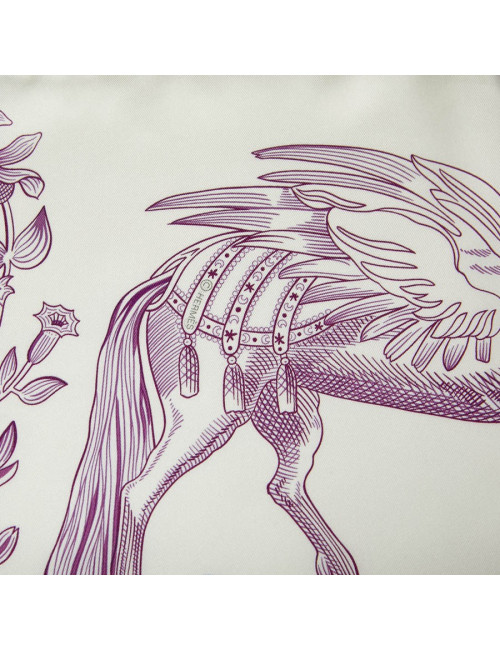 Carré HERMES Della Cavalleria Favolosa en soie blanc bleu rose et vert