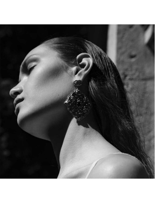 Boucles d'oreilles clous CHANEL Couture