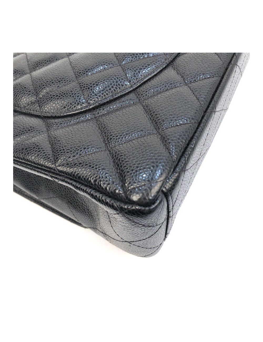 Maxi Jumbo CHANEL cuir caviar noir