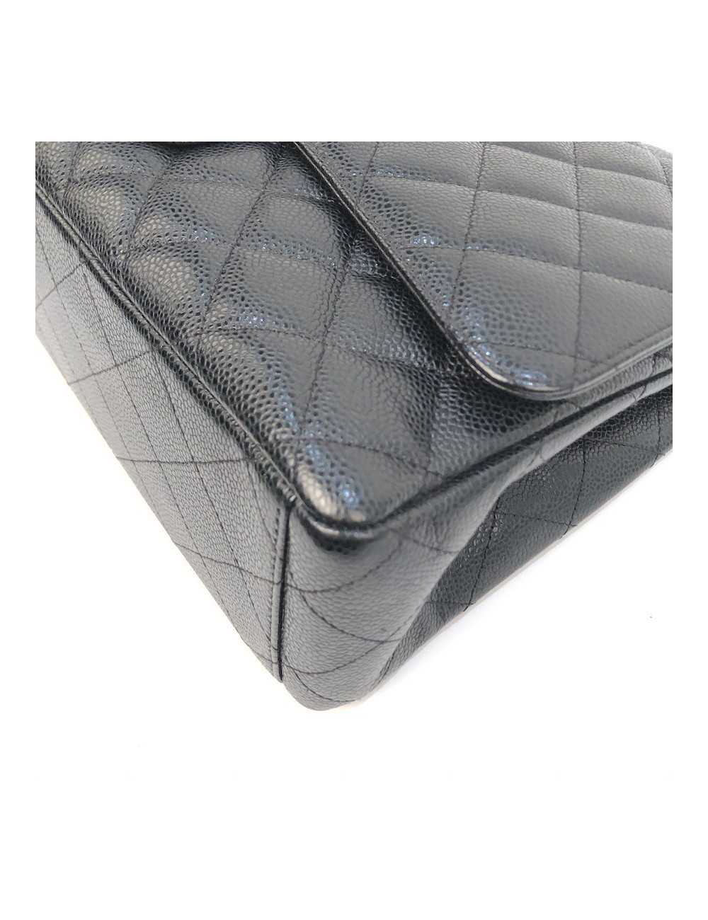Maxi Jumbo CHANEL cuir caviar noir
