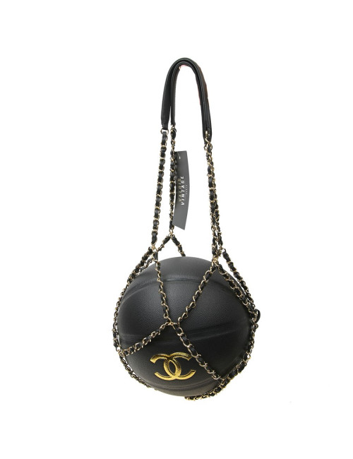 CHANEL Black BasketBall with its Chain in Leather and Metal